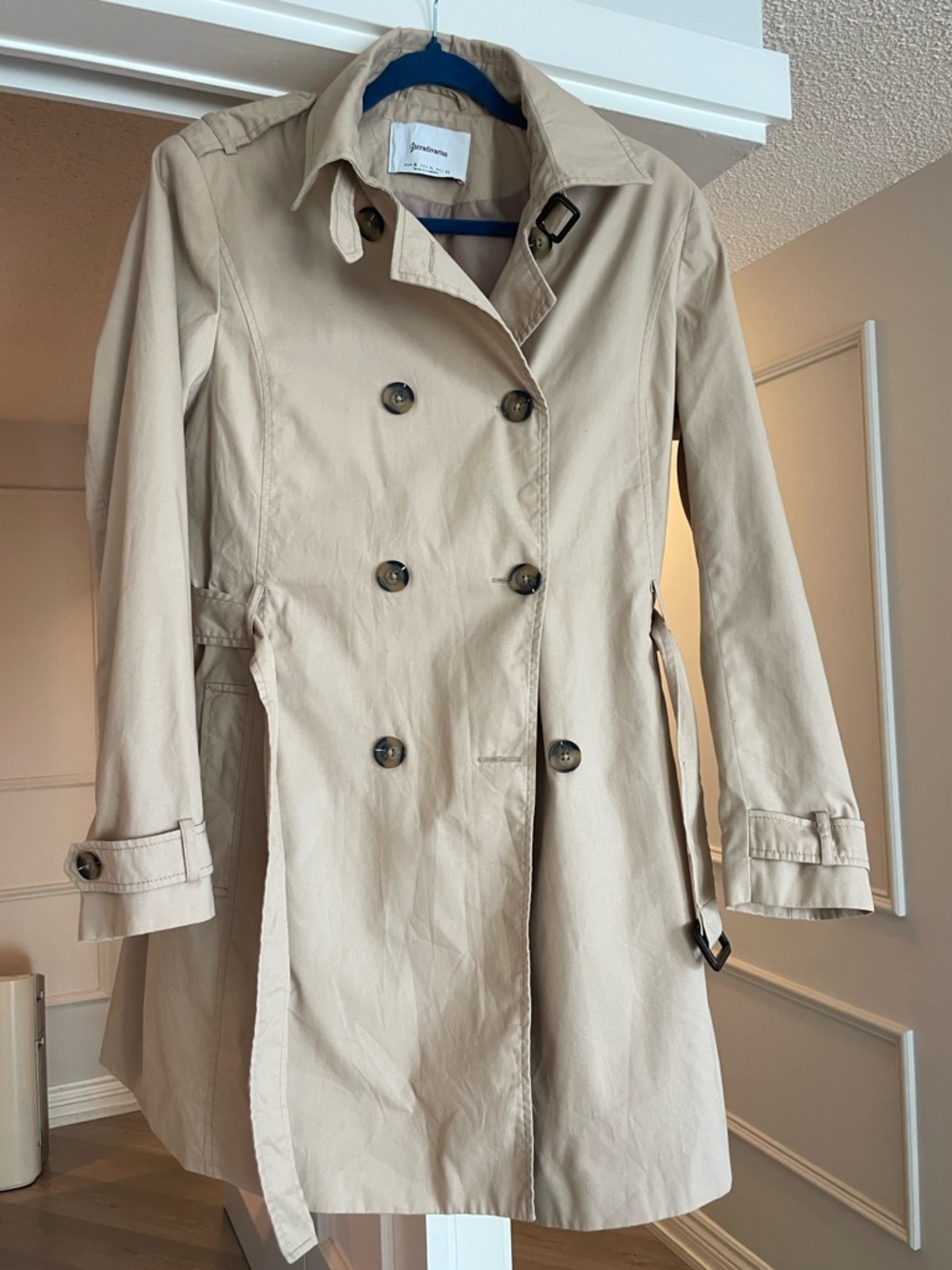 Stradivarius Beige Trench Coat - Size XL (Fits M/L)